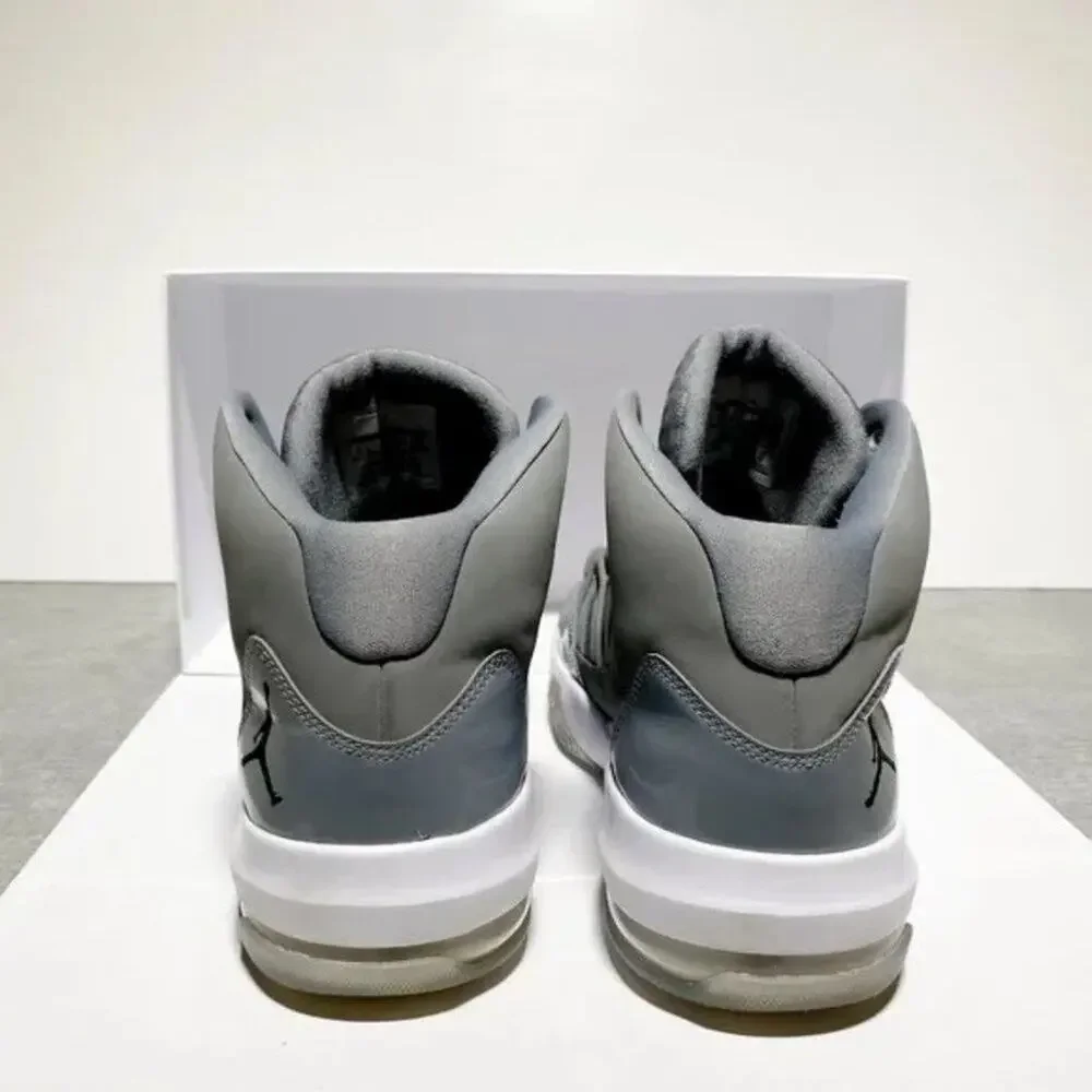 NIKE AIR JORDAN 11‎ Retro Sneakers